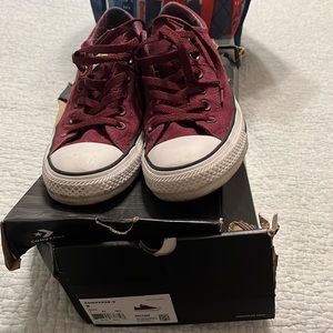 Converse Madison OX wine color gently used size 9 womens